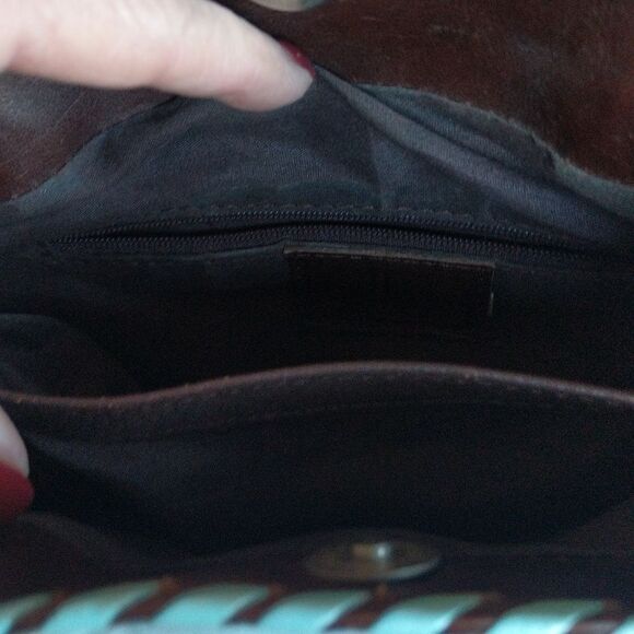 Vintage Hand-tooled Leather Bucket Bag- Love Turquoise? - Picture 9 of 16